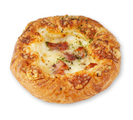グリュイエールチーズと角切りベーコンのベシャメルデニッシュ